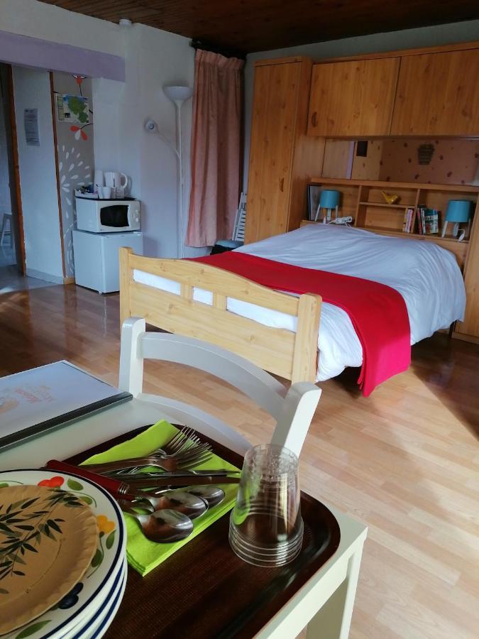 La Petite Boulangerie, Chambre D'Hotes Independante Vaubadon エクステリア 写真